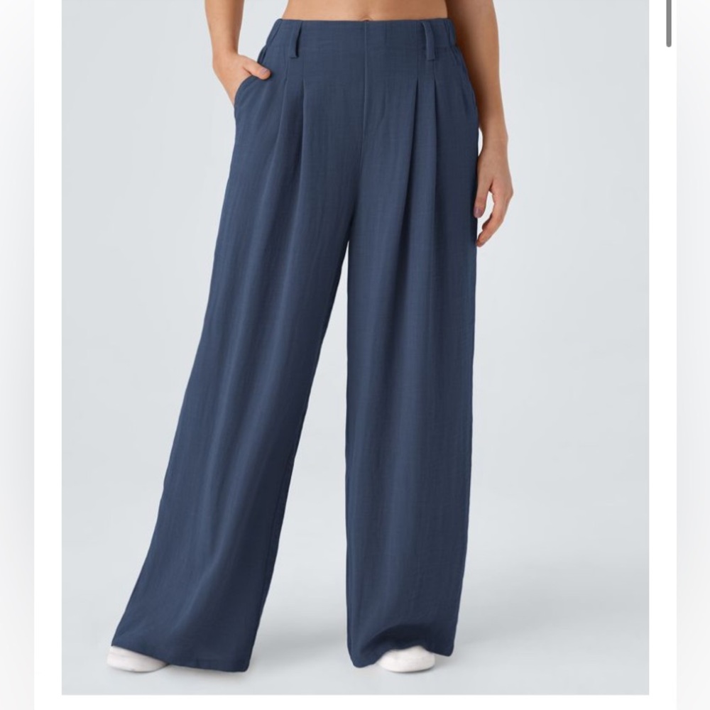 HALARA Wide Leg Pleated Pants in Navy Blue